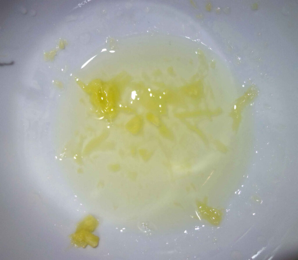 レモン汁とレモンの皮