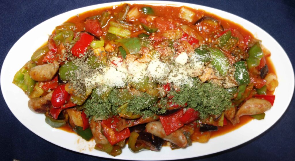 ソーセージと野菜のトマト煮込み