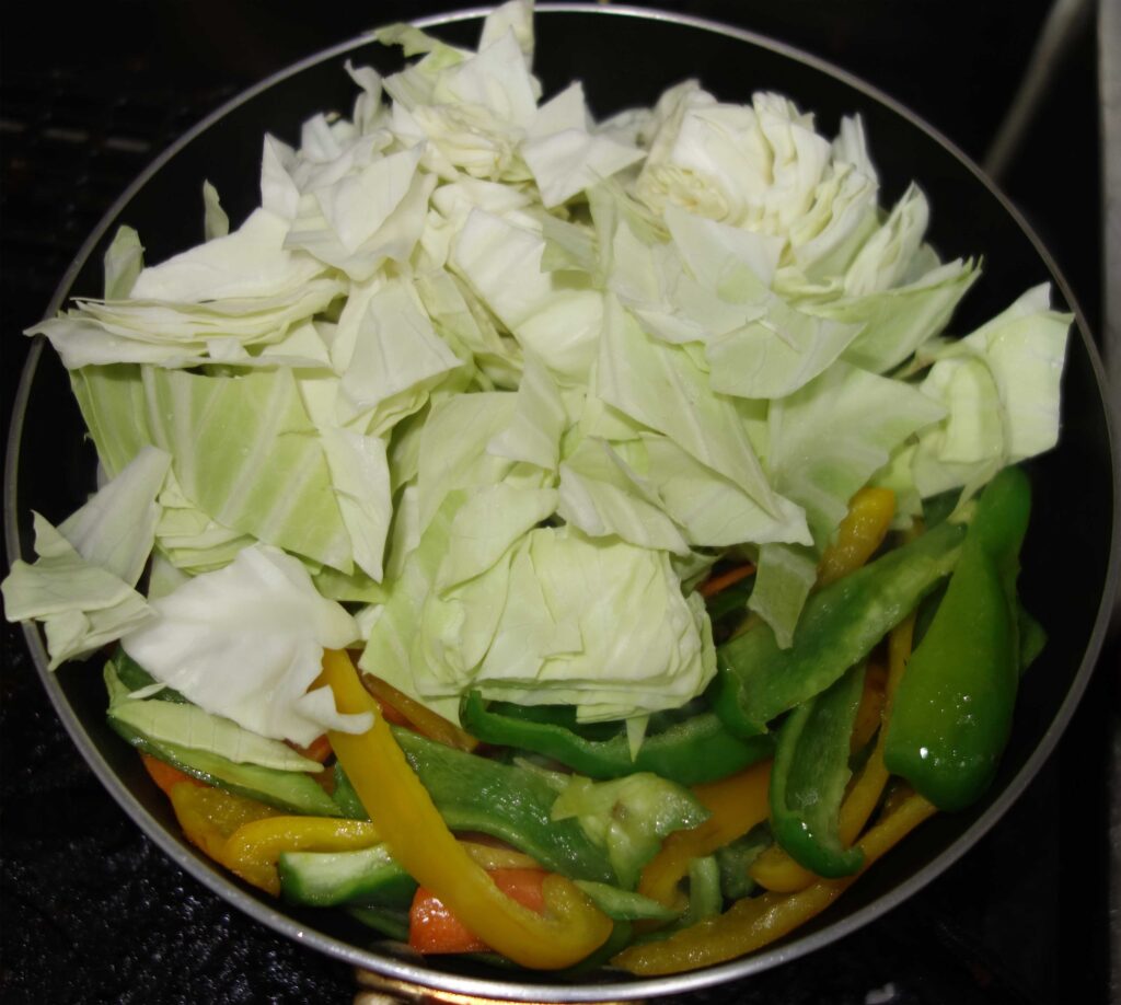 キャベツとピーマンの炒め物