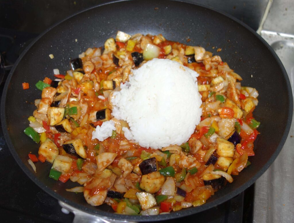 野菜炒めとご飯