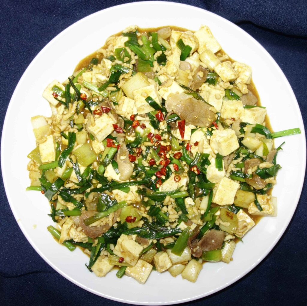 ニラと豆腐の炒め物