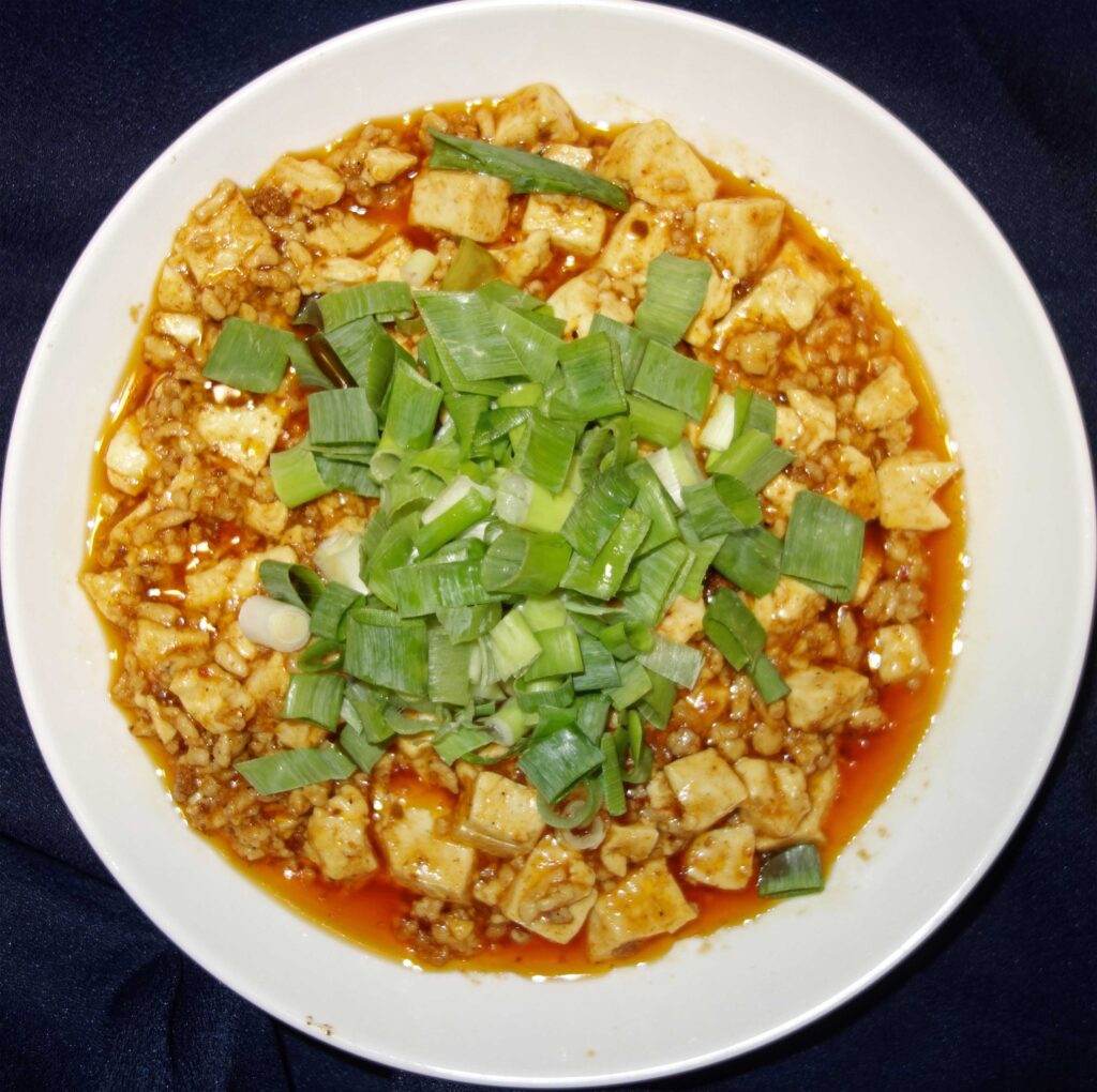麻婆豆腐とネギの料理