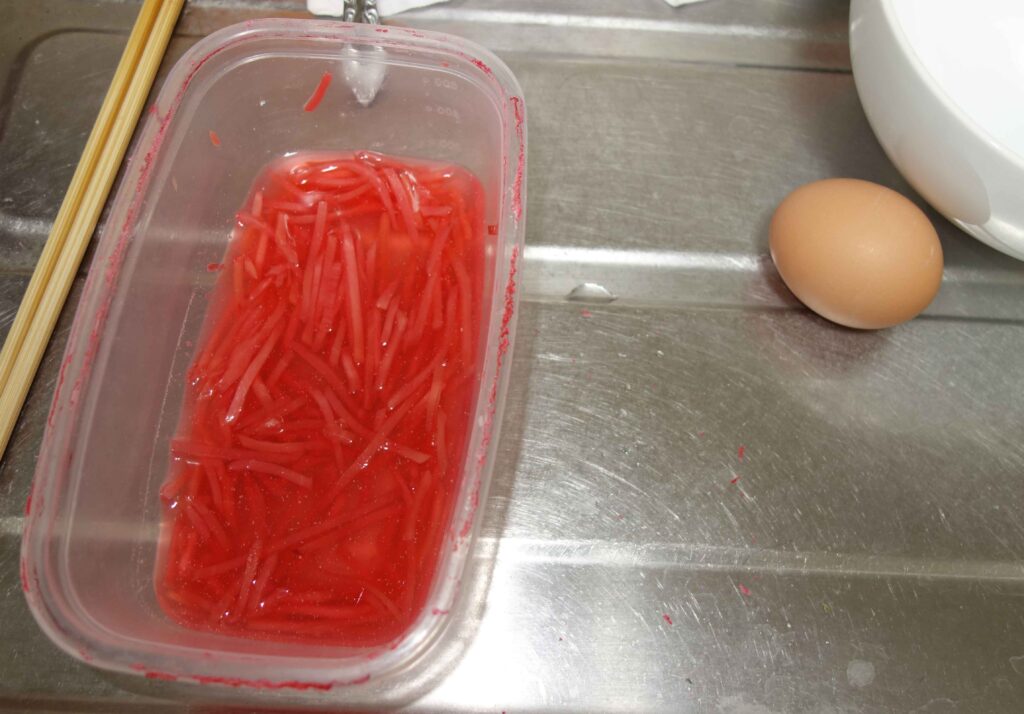 紅しょうがと卵