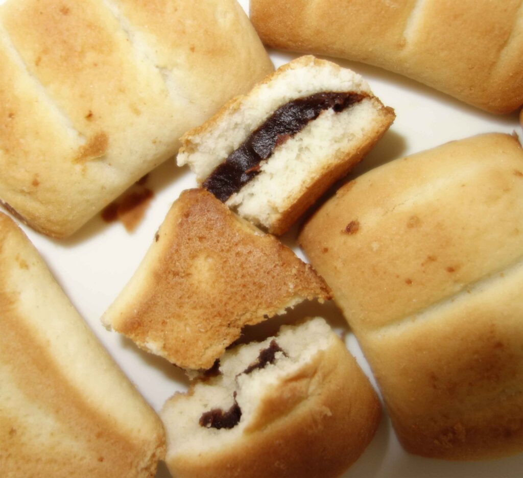 小さなチョココロネの拡大写真