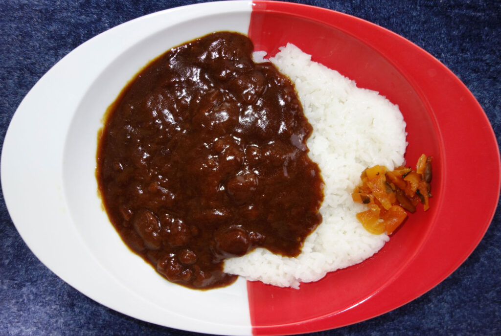 カレーライスと福神漬け